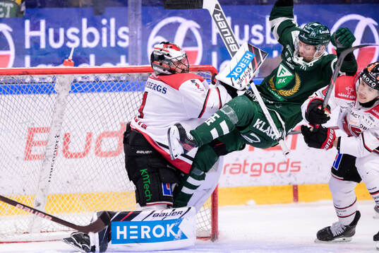 Örebros målvakt Jhonas Enroth och Färjestads Joel Kellman