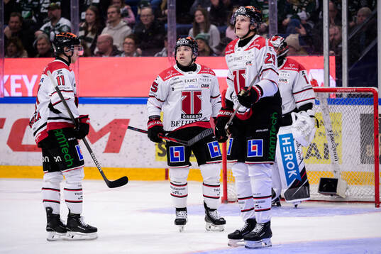 Örebros Kalle Kossila, David Quenneville och Milton