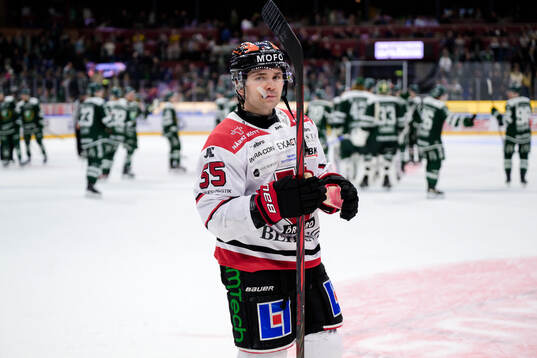 Örebros David Quenneville deppar
