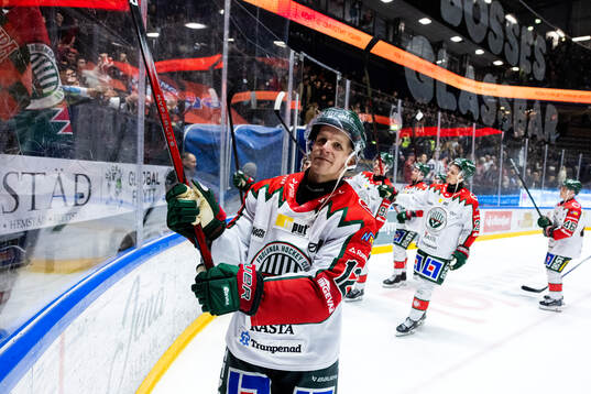 Frölundas Max Friberg jublar