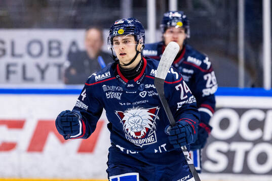 Linköpings Elliot Ekmark jublar