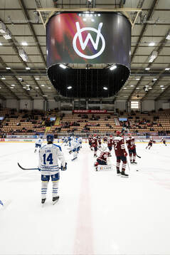 Spelarna värmer upp