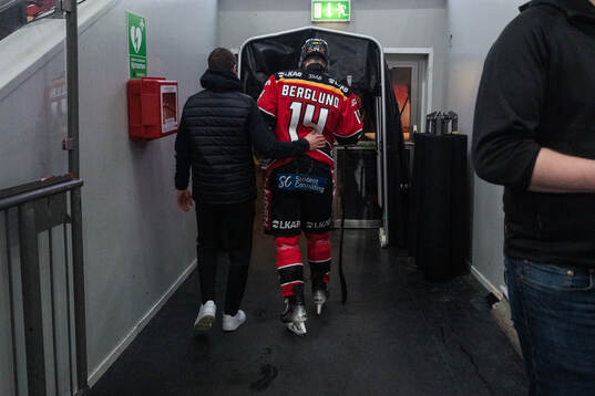 Luleås Jonas Berglund lämnar isen