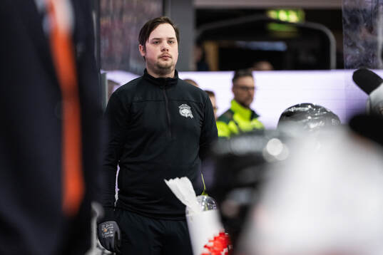 Malmö Redhawks materialförvaltare Filip Torstensson