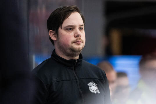 Malmö Redhawks materialförvaltare Filip Torstensson
