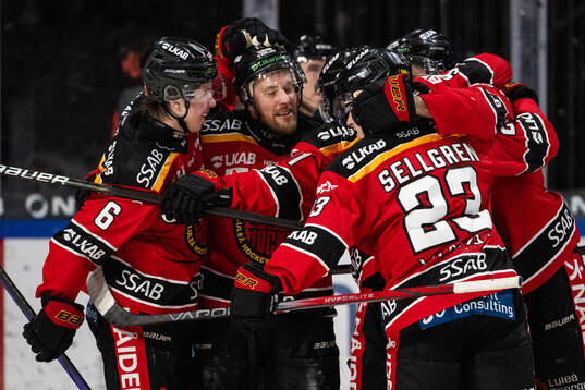 Luleås Linus Omark jublar