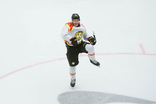 Brynäs Johannes Kinnvall jublar