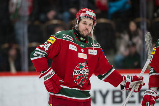 Modos Måns Carlsson deppar