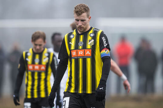 Häckens Simon Gustafson deppar