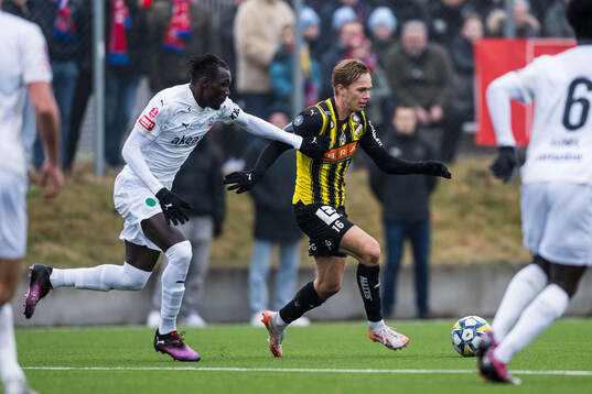 Helsingborgs Ebrima Bajo och Häckens Pontus Dahbo