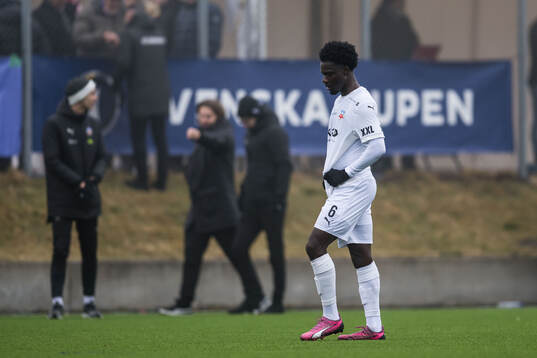 Helsingborgs Samuel Asoma deppar