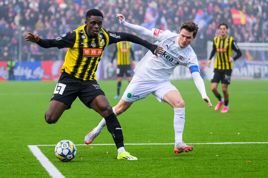 Häckens Zeidane Inoussa och Helsingborgs Max Svensson