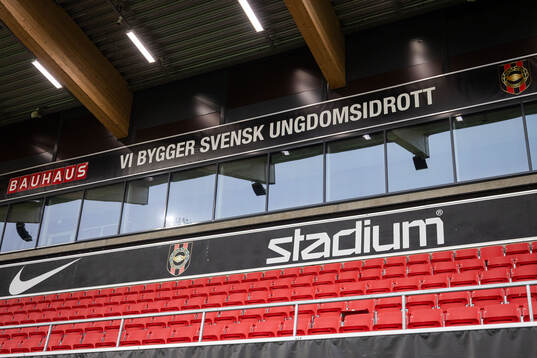 Generell vy på pressläktaren innan fotbollsmatchen i
