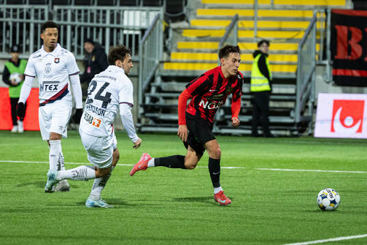 Örgrytes William Svensson och Brommapojkarnas Anton