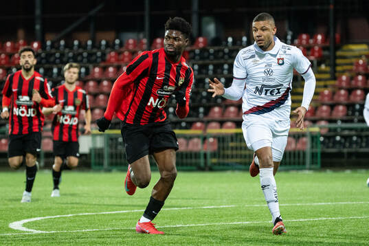 Brommapojkarnas Ezekiel Alladoh och Örgrytes Mikael