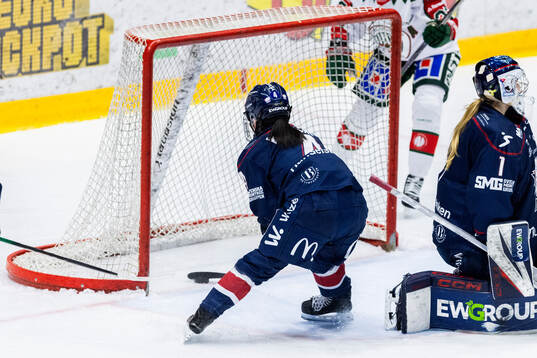 Linköpings Tako Hitosato räddar pucken på millinjen