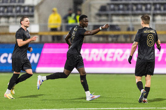 Halmstads Yannick Agnero jublar