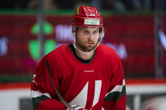 Modos Pontus Näsén innan ishockeymatchen i SHL mellan