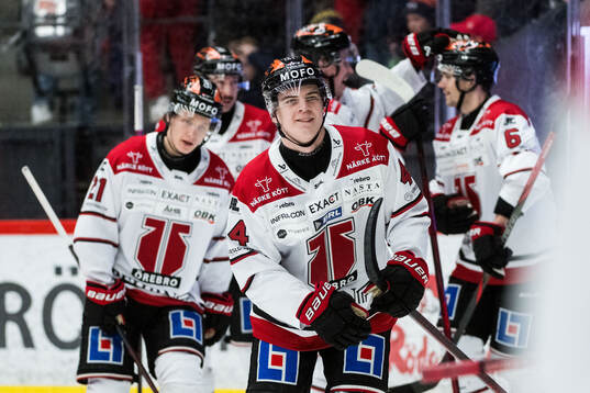 Örebros Melvin Fernström jublar