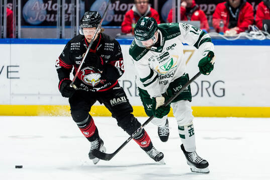 Malmö Redhawks Robin Salo och Färjestads Henrik Björklund