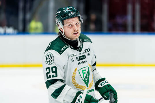 Färjestads Oskar Steen
