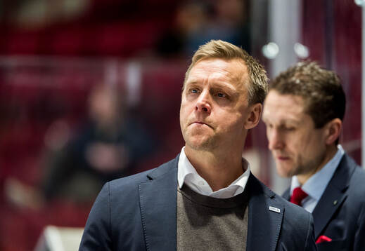 Malmö Redhawks assisterande tränare Bert Robertsson deppar