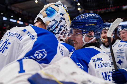 Leksands Max Veronneau jublar