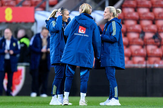 Amanda Nildén and Josefine Rybrink of Sweden