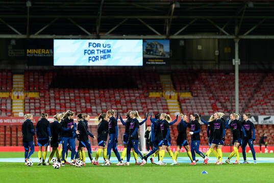 Players of Sweden ahed of the UEFA Women's Nations League