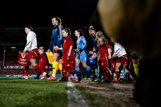 Angharad James of Wales, Magdalena Eriksson and goalkeeper