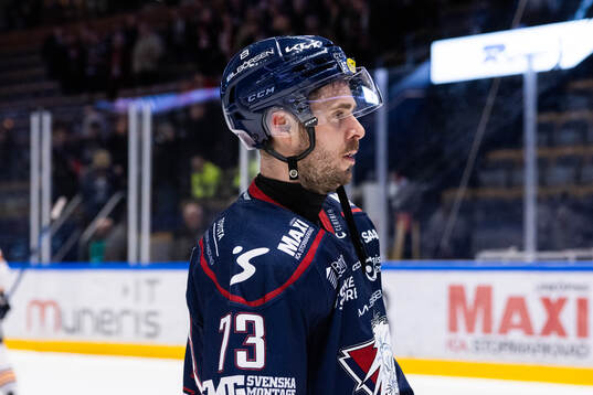 Linköpings Nicholas Shore deppar