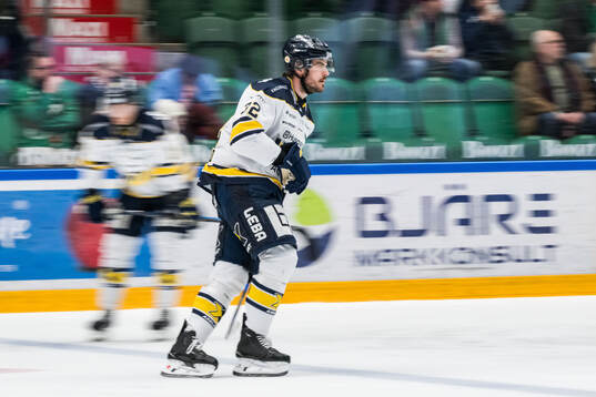 HV71s Oscar Engsund