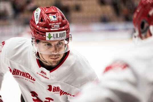 Timrås Filip Hållander