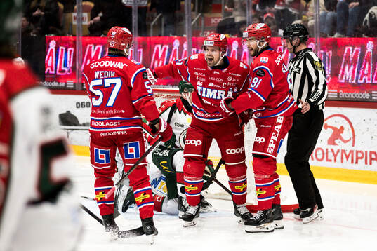 Timrås Anton Lander jublar