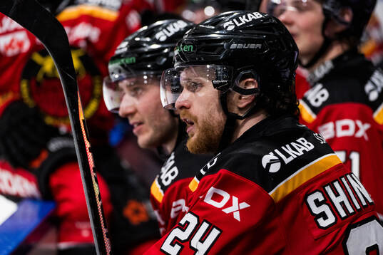 Luleås Brendan Shinnimin reagerar