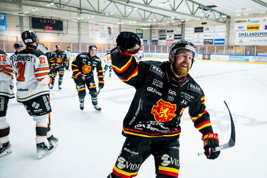 Alvesta SKs Oskar Fransson jublar