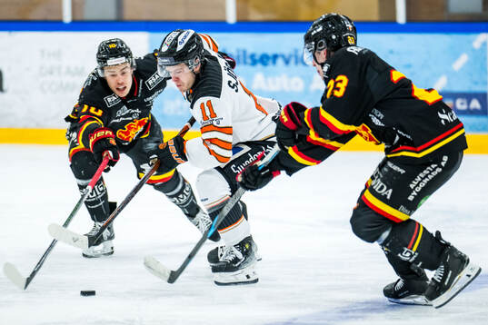 Alvesta SKs Gabriel Melin och Karlskronas Lukas Sjöblom