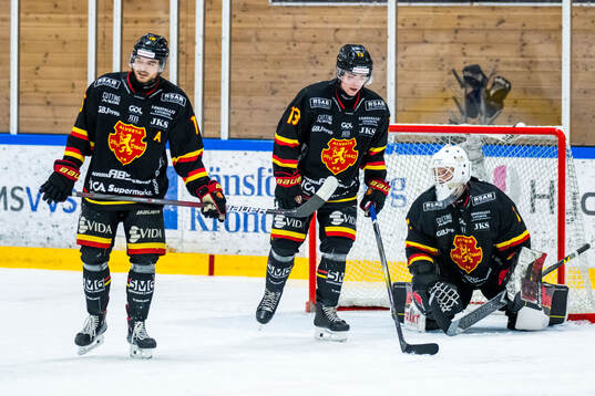 Alvesta SKs Simon Lindwall, Erik Fernhall och målvakt