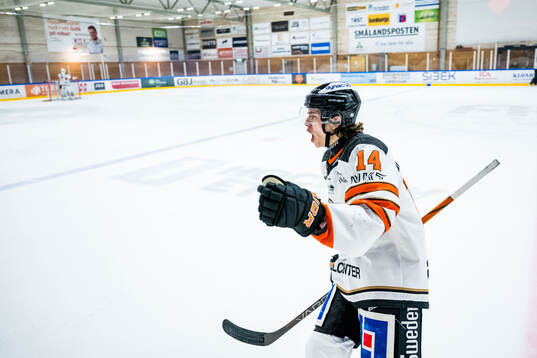 Karlskronas Liam Engström jublar