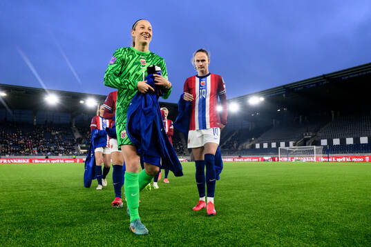 Goalkeeper Cecilie Fiskerstrand and Caroline Graham Hansen
