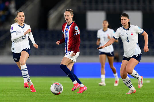 Lia Wälti and Noemi Ivelj of Switzerland against Caroline