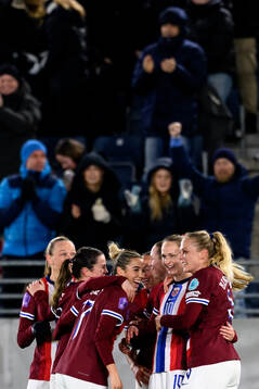 Caroline Graham Hansen of Norway celebrates