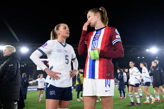 Noelle Maritz of Switzerland and Caroline Graham Hansen of