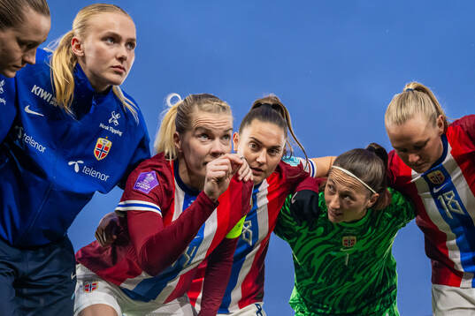 Goalkeeper Selma Panengstuen, Ada Hegerberg, Vilde Bøe