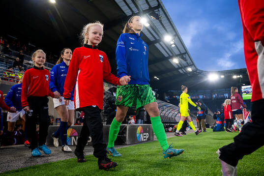 Goalkeeper Cecilie Fiskerstrand of Norway enters the pitch