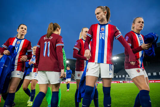 Tuva Hansen, Caroline Graham Hansen and Guro Bergsvand of