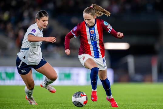 Noemi Ivelj of Switzerland and Caroline Graham Hansen of