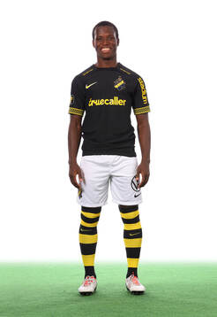 s Stanley Omondi