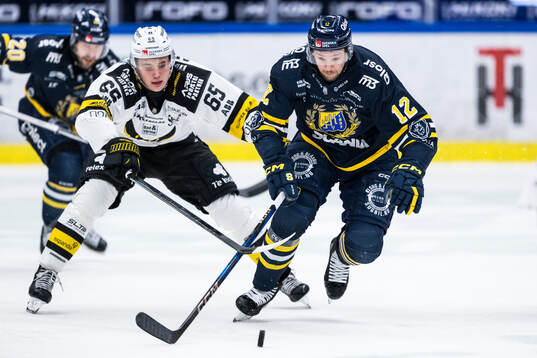Västerås Noel Fransén och Södertäljes Viktor Liljegren