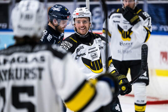 Västerås Patrick Grasso jublar